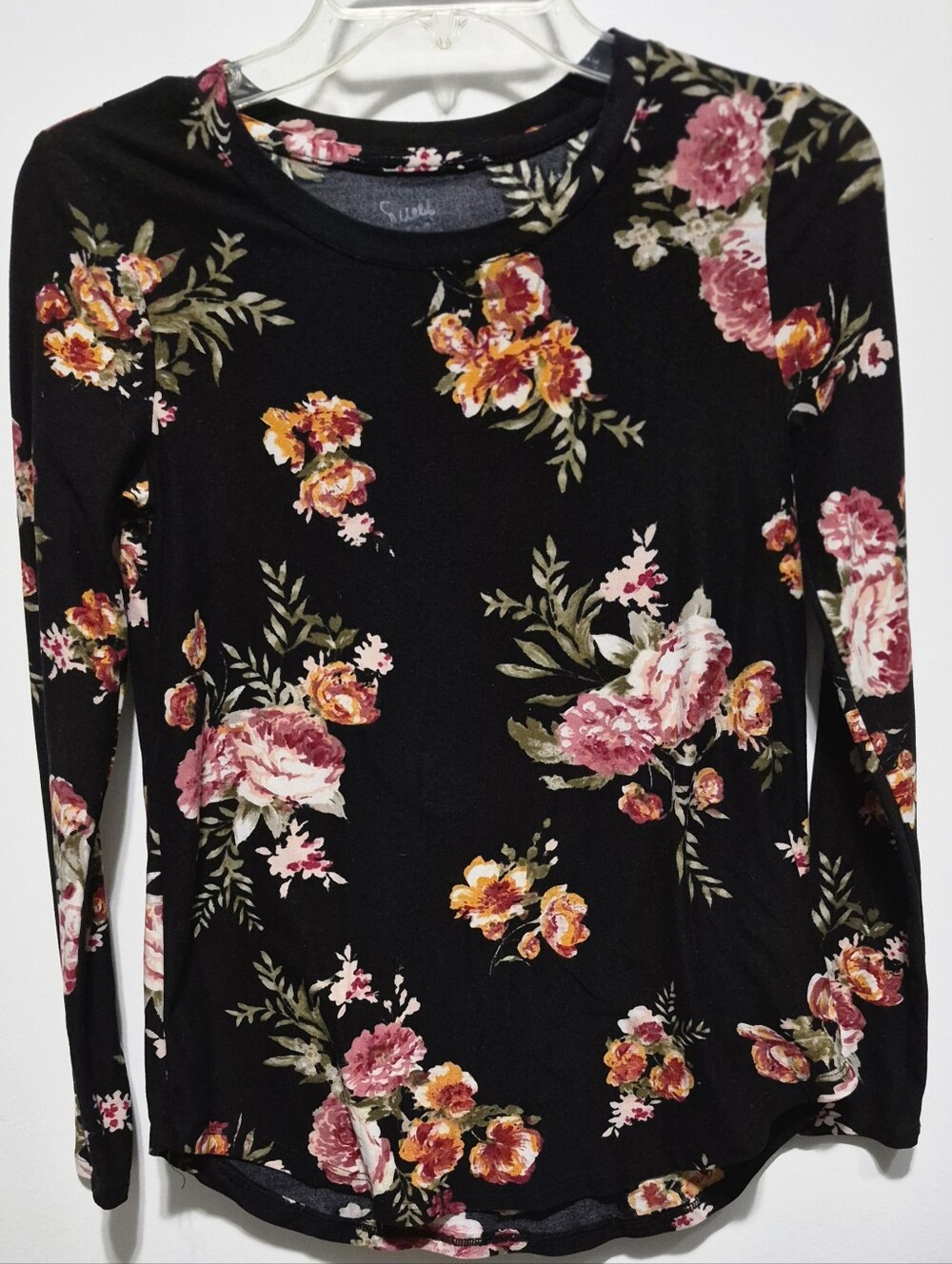 Pink Rose Black Floral Long-Sleeve Crewneck Top.